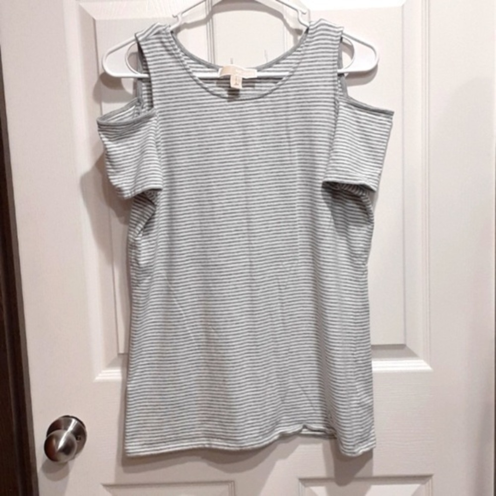 Michael Kors || Cold-Shoulder Short Sleeve Shirt {Grey & White}